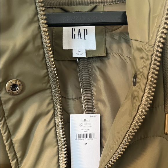 Women’s GAP Quilted Jacket - Picture 2 of 7